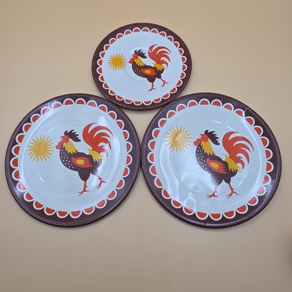 Other - 3 Vintage 1970s Tin Litho Toy Plates Rooster